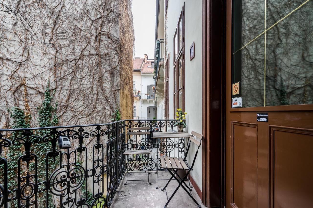 Pyvo Street Home With Balcony By Nw Budapešť Exteriér fotografie